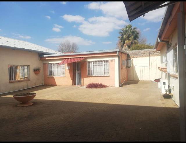 BUSINESS PROPERTY TO RENT IN BENONI CENTRAL